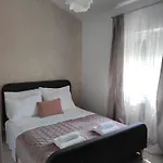 شقة Debora Sa Privatnim Bazenom بولا