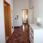 Debora Sa Privatnim Bazenom شقة بولا