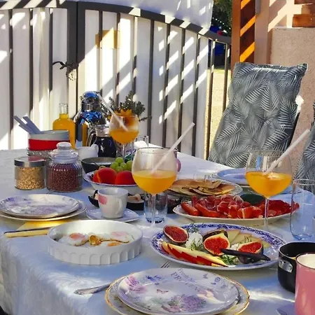 Apartament Debora Sa Privatnim Bazenom *