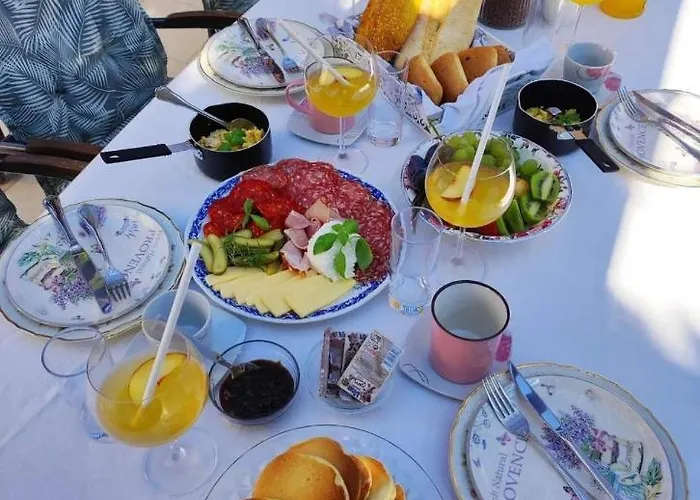 Appartement Debora Sa Privatnim Bazenom