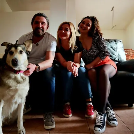 Debora Sa Privatnim Bazenom Appartement